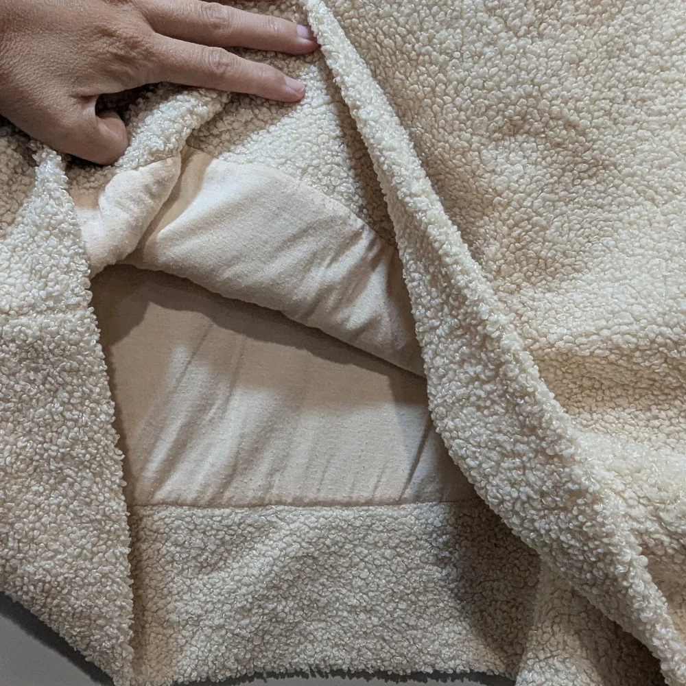 Tuckernuck Rollins Funnel Neck Sherpa Teddy Sweatshirt Size M - Picture 8 of 8